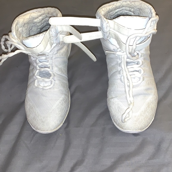 Nfinity Titans - Picture 2 of 6